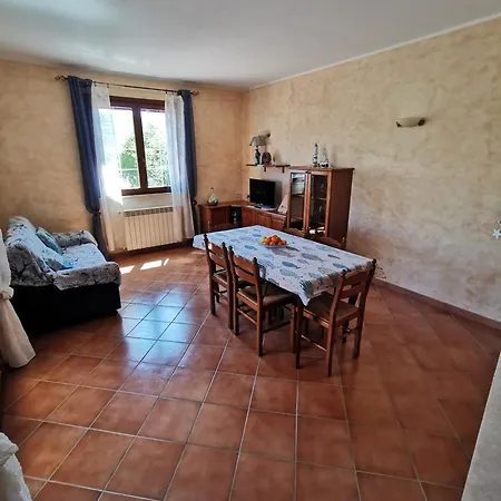Località Cefalù - Indipendente Con Giardino * Lascari